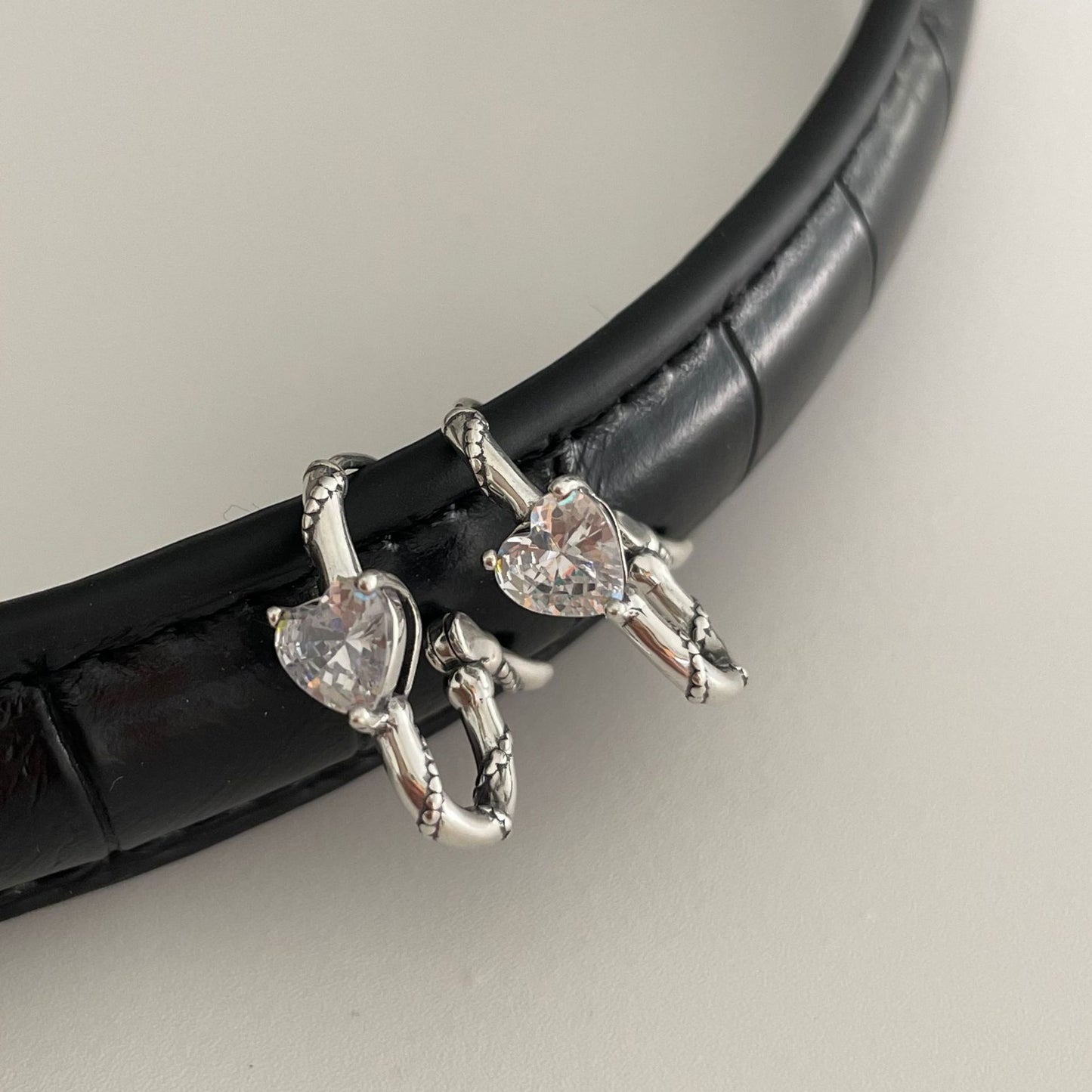 Orecchini a perno a forma di cuore, in argento sterling 925, minimalisti, vintage, con zirconi micro-pavé