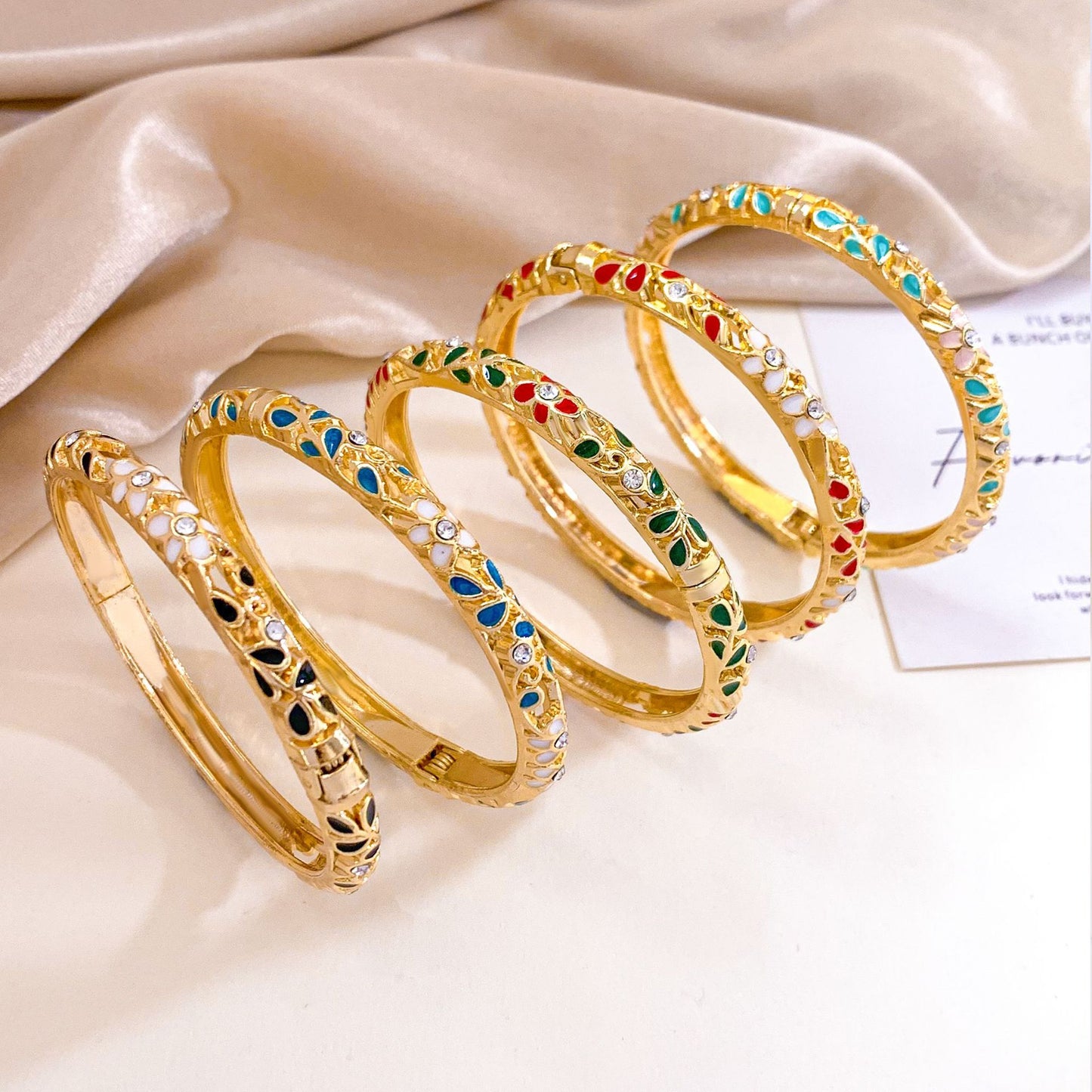 Elegant Floral Enamel Cubic Zirconia Inlaid Alloy Bangle Bracelet