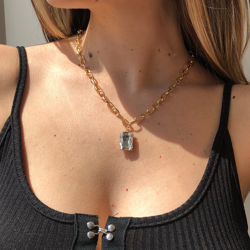 Sweet and Edgy Geometric Pendant Necklace in Alloy with Rhinestone Inlay and Electroplated Finish on Bamboo Chain