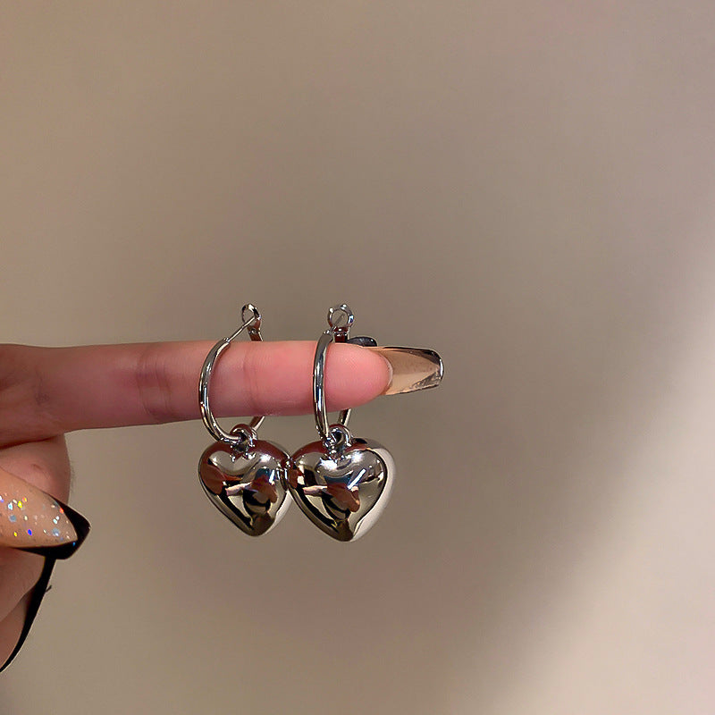 Orecchini da Donna a Cerchio Geometrico in Metallo e a Perno a Cuore, Stile Vintage con Finitura Placcata
