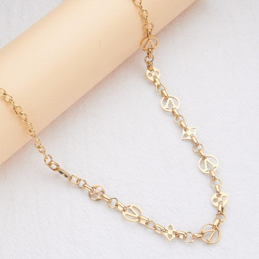 Collana con Pendente a Lettera Minimalista in Acciaio Inox con Ciondolo in Acciaio al Titanio e Finitura Elettroplaccata per l'Uso Quotidiano