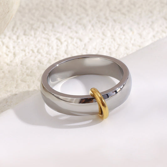 Anillo minimalista geométrico de acero inoxidable con baño de oro de 18 quilates para mujer