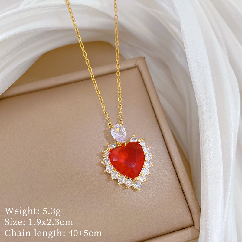Sweet Minimalist Animal Shape Micro-Inlaid Cubic Zirconia Brass Pendant Titanium Steel Necklace for Unisex