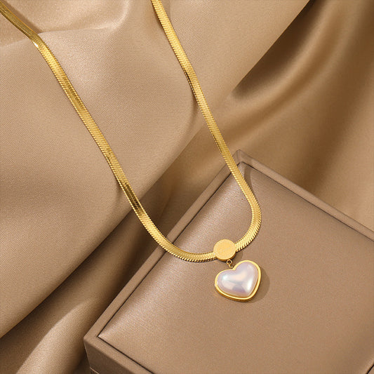 Simpatica collana con ciondolo a cuore in acciaio al titanio placcato 18 carati, semplice catena a serpente da donna