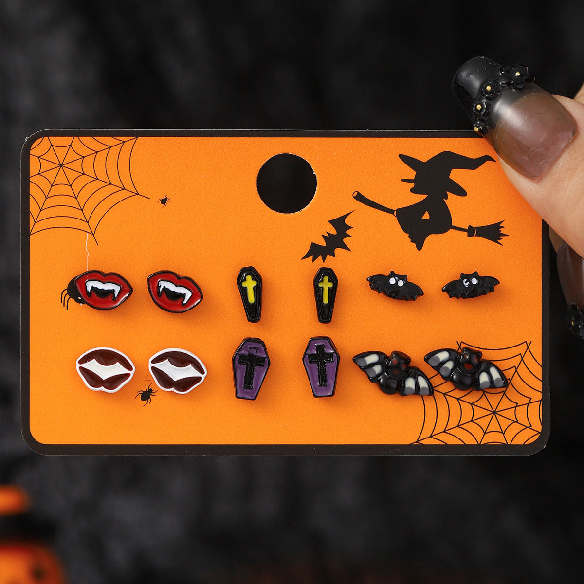 Juego de pendientes de tuerca de calabaza, fantasma y murciélago de Halloween estilo caricatura oscura en aleación con postes de acero inoxidable