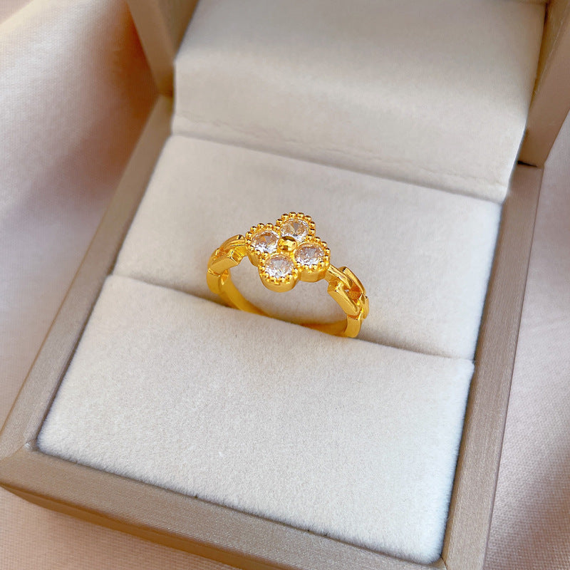Anello Donna a Quadrifoglio in Ottone Placcato Oro Stile Minimalista Dolce