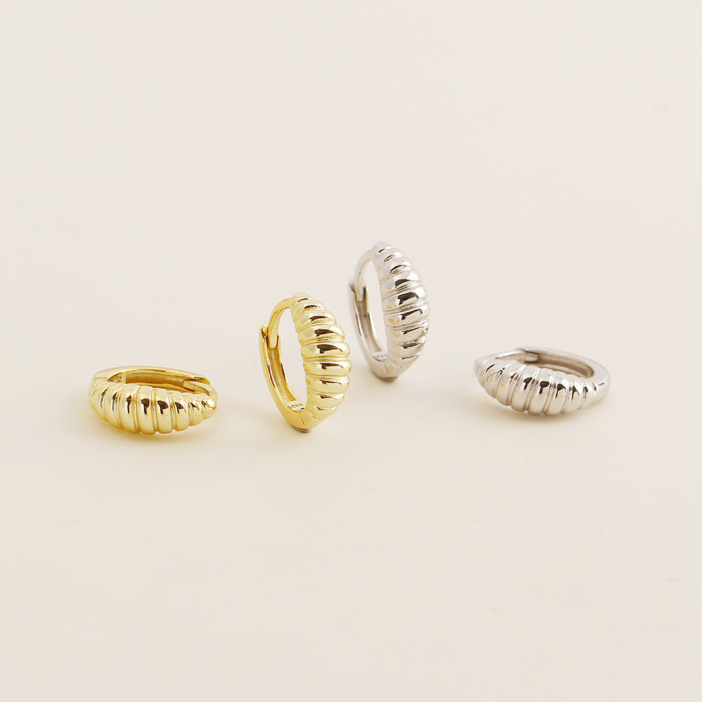 Aretes elegantes de aro en forma de cruasán francés de plata de ley S925 con acabado chapado para mujer