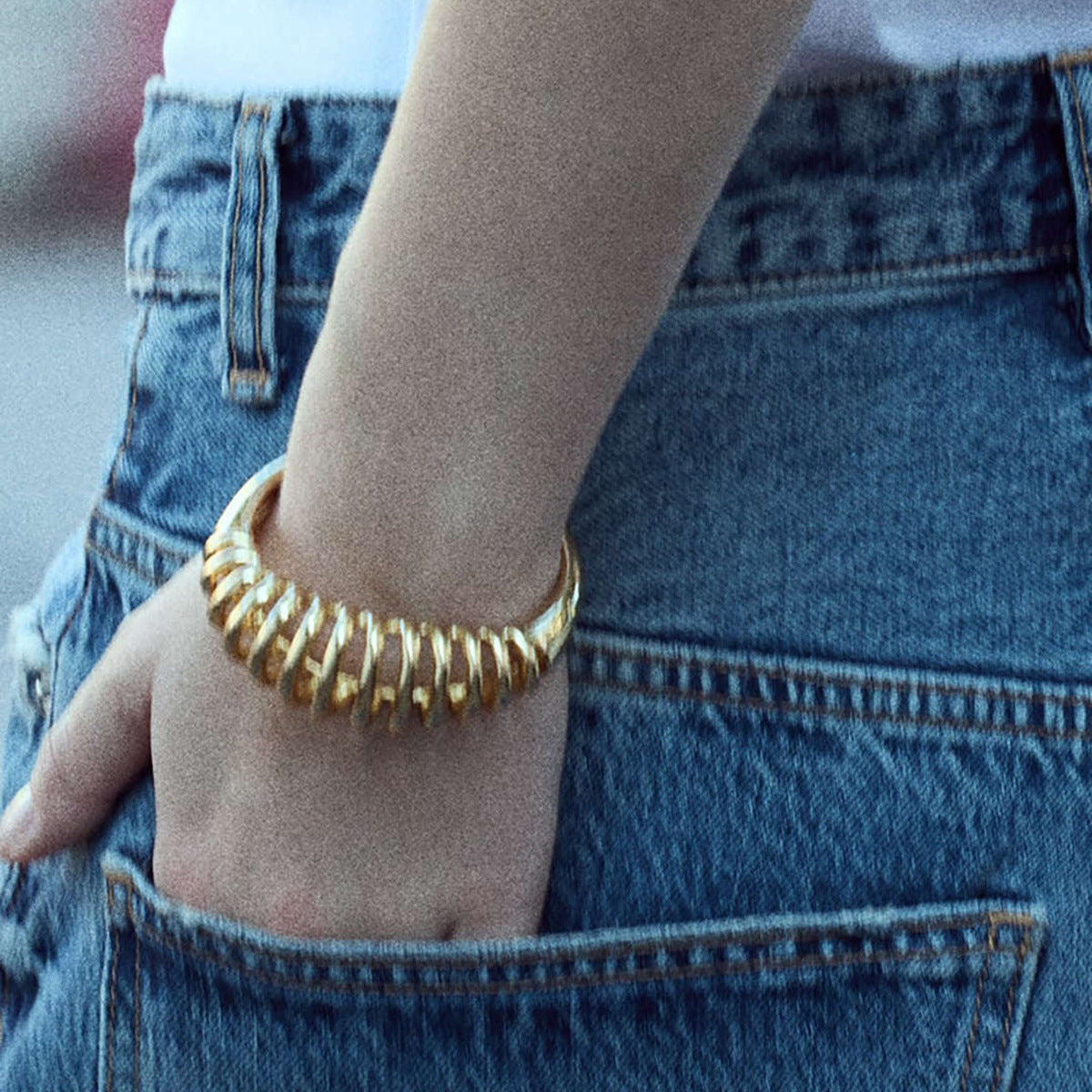 Pendientes de mujer con diseño de malla de acero inoxidable chapado en oro de 18 quilates, estilo "Ins" a la moda