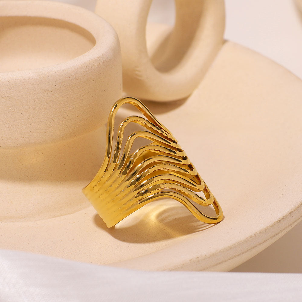 Trendy Unisex 18K Gold Plated Stainless Steel Irregular Wave U-Shape Geometric Ring