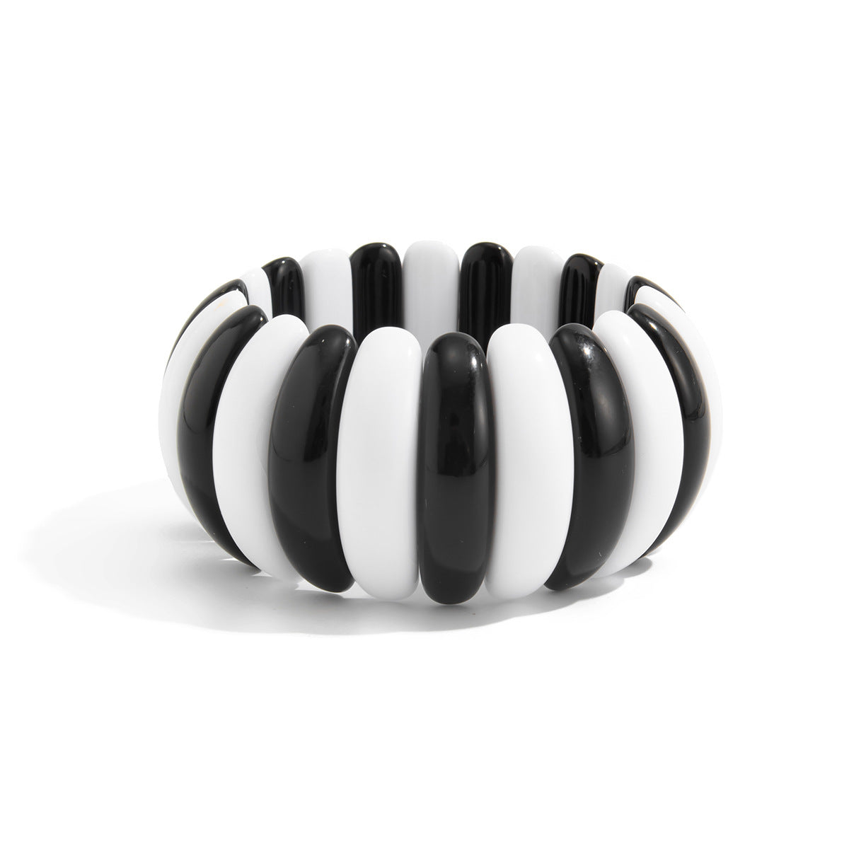 Elegant Geometric Oval Resin Bangle Bracelet for Women