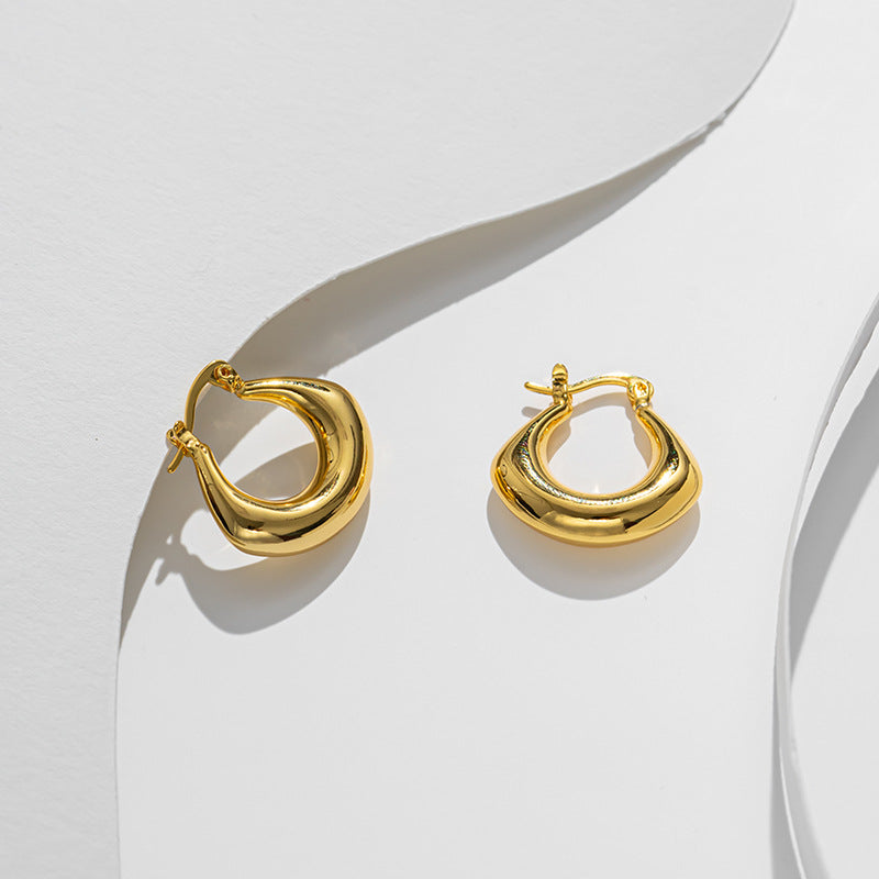 Vintage French-Style Geometric U-Shaped Titanium Steel Earrings with 18K Gold Plating for Women