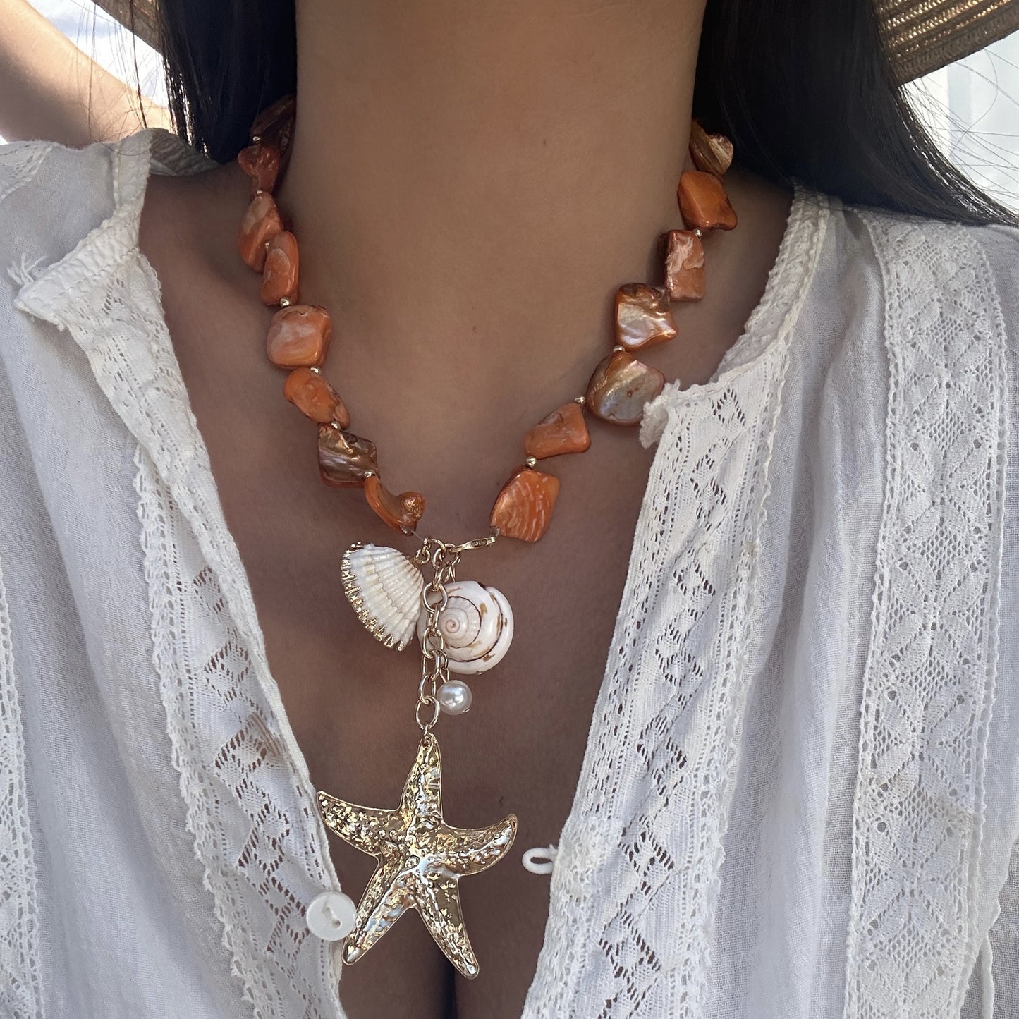 Sweet Geometric Star Zinc Alloy Plated Necklace with Irregular Shell and Starfish Pendant for Women