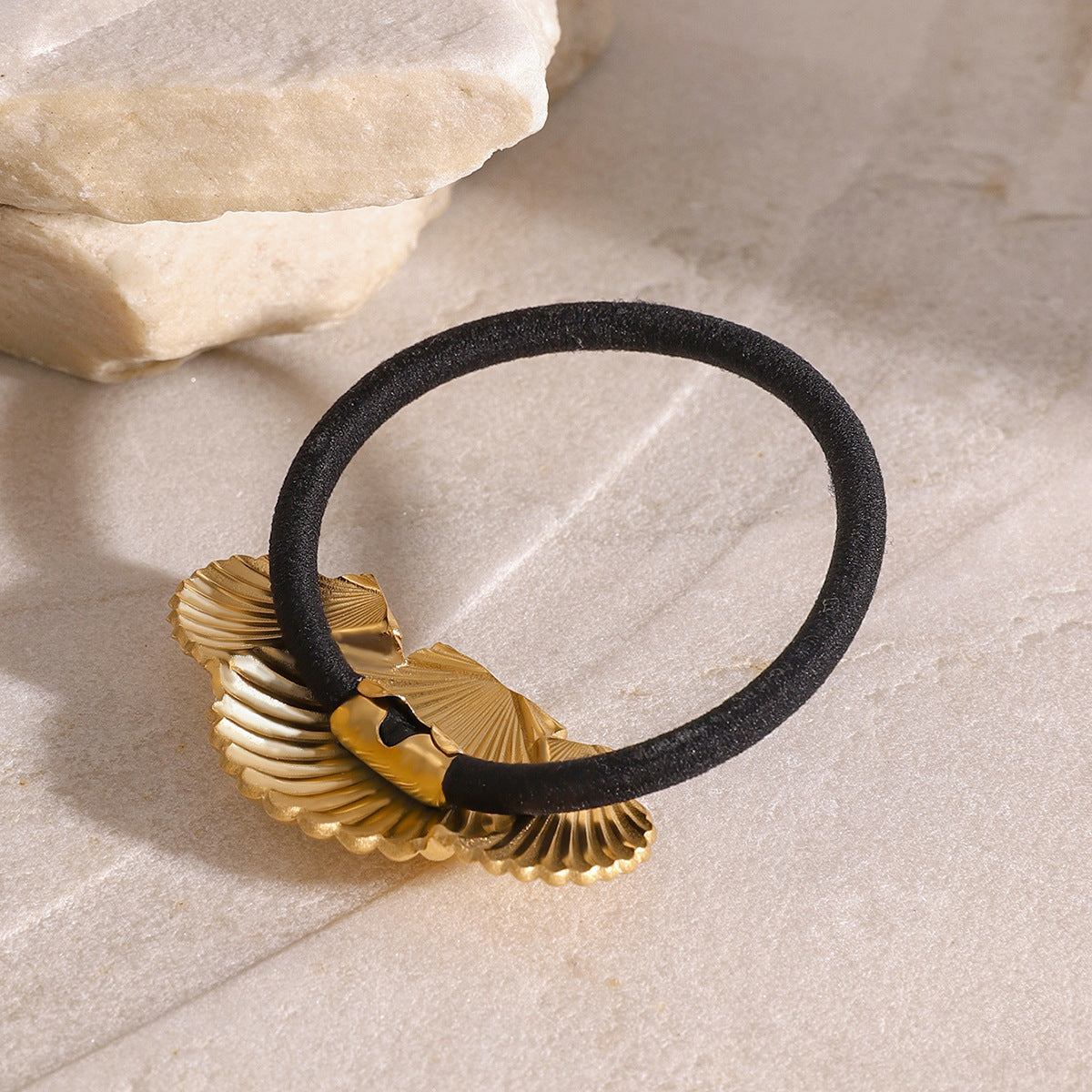 Elegant Shell-Shaped Stainless Steel Hair Tie with Plated Finish for Ponytail and Bun Styling