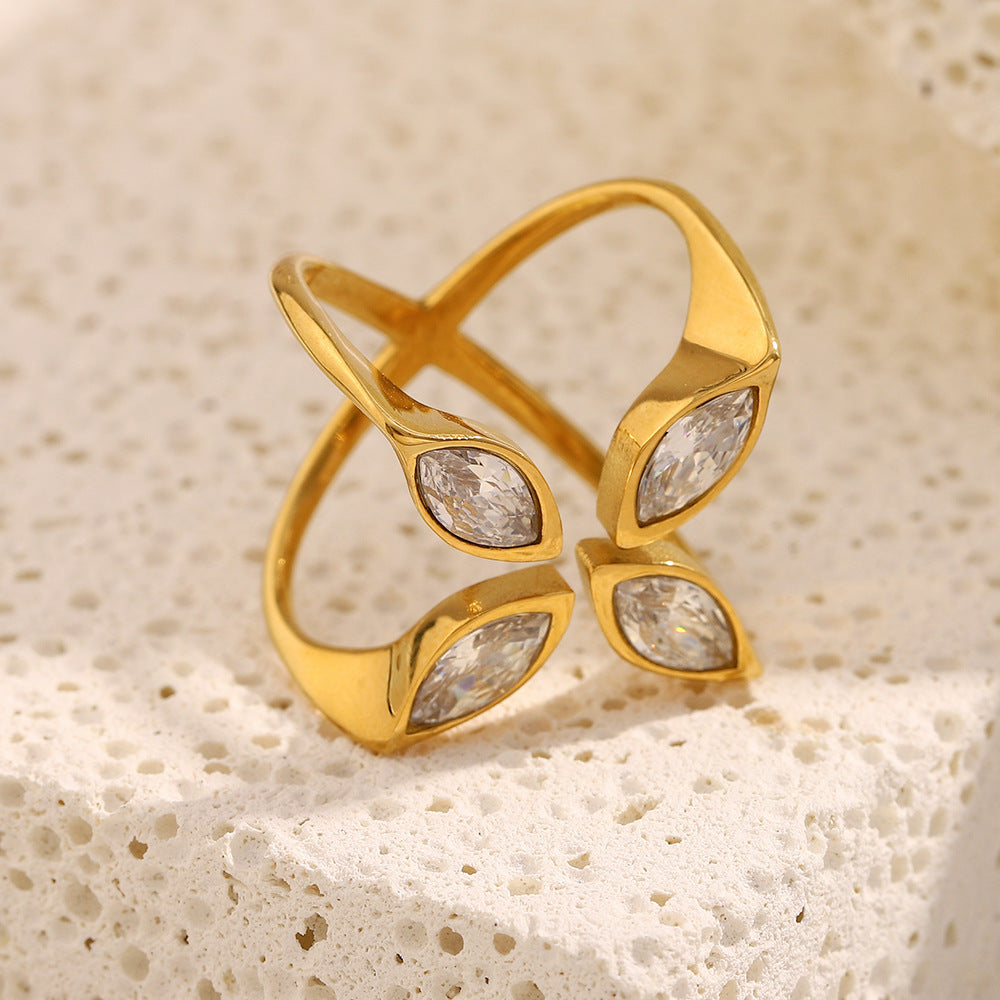 Anello geometrico alla moda in acciaio inossidabile placcato oro 18 carati da donna