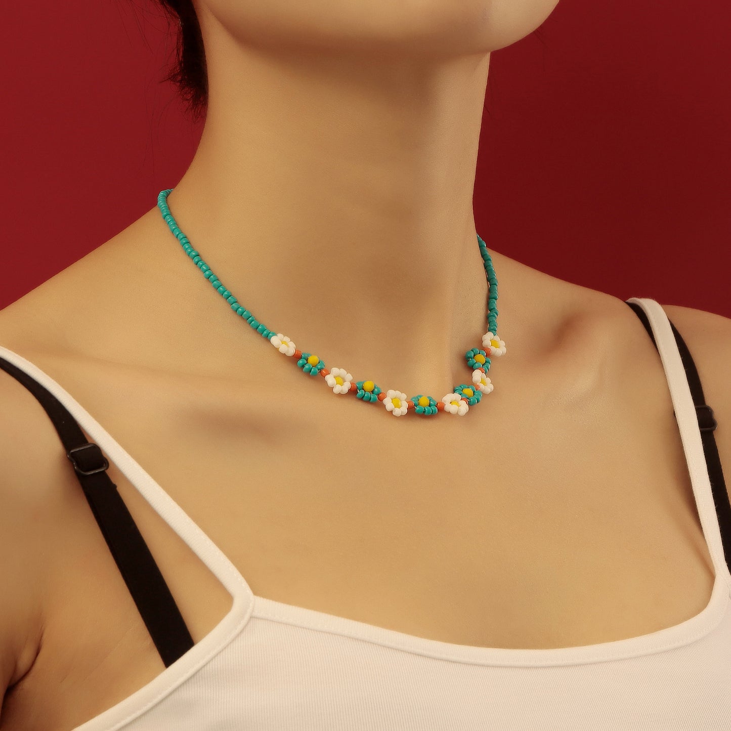 Retro Artistic Fashion Necklace with Geometric Shape Alloy Pendant, Electroplated Colorful Seed Bead Choker for Women