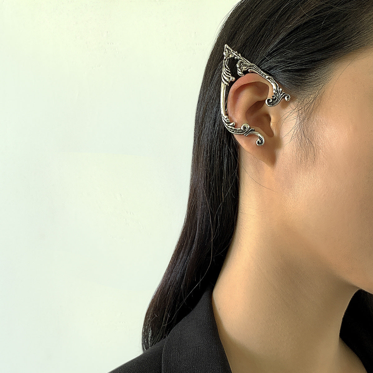 Minimalist Geometric Rhinestone Plated Alloy Ear Cuff for Women
