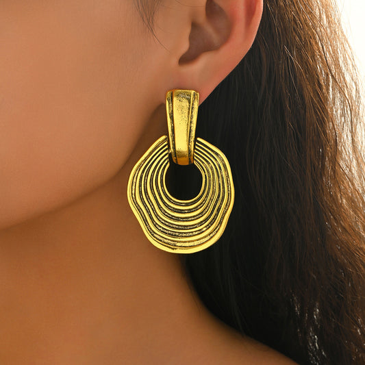 Pendientes Plegados Geométricos Minimalistas para Mujer de Aleación de Zinc Galvanizados Ligeros de Lujo Joyería de Moda para Orejas
