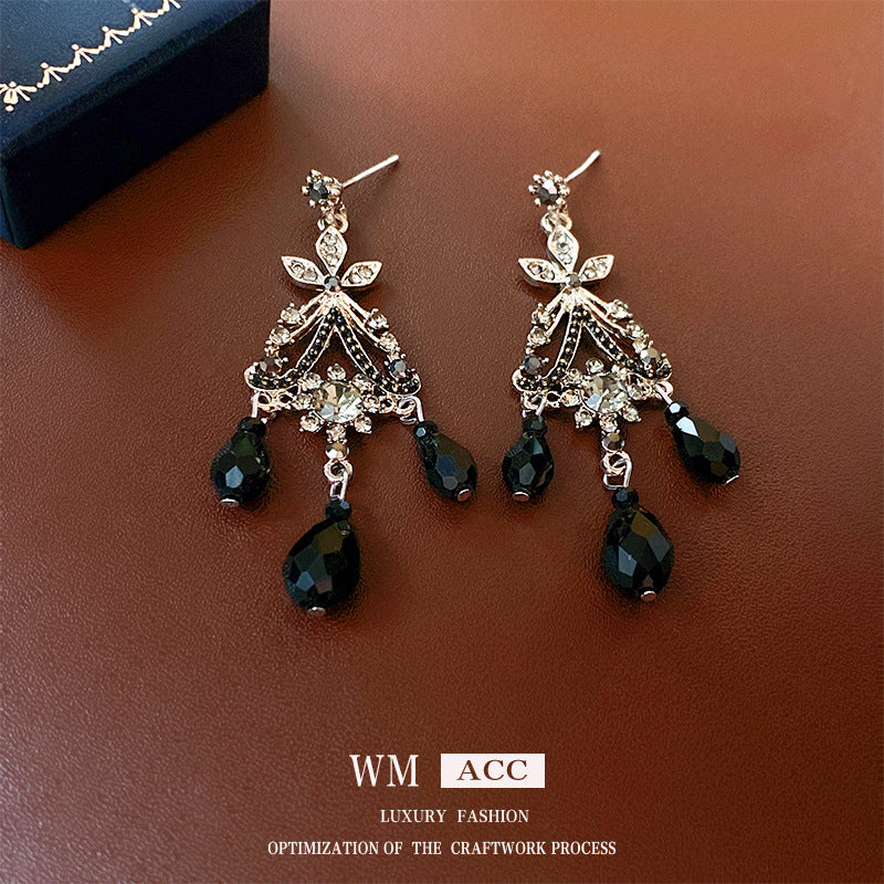 Elegant French Palace Style Floral Hollow-Out Dangle Earrings with Rhinestone Inlay for Women