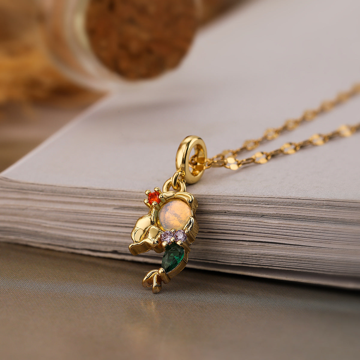Collana girocollo con ciondolo a principessa in stile cartone animato geometrico minimalista per donna, base in rame placcato oro vero, con zirconi