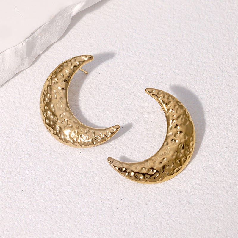 Orecchini minimalisti in acciaio inossidabile a forma di luna con finitura galvanica da donna