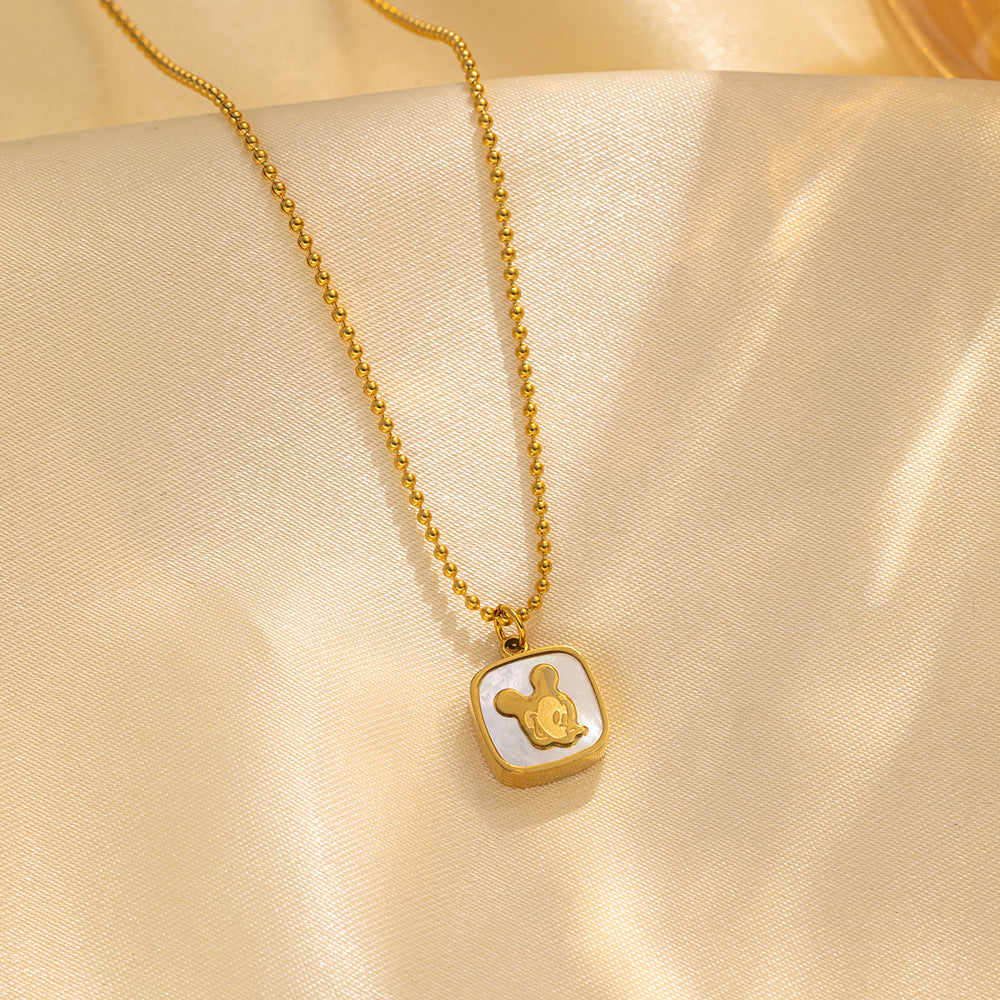 Collar Minimalista de Mickey Mouse Geométrico para Mujer en Acero Titanio con Acabado Chapado, Cadena de Clavícula Tipo Guardapelo