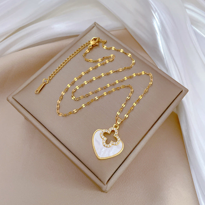 Collana pendente minimalista con cuore e quadrifoglio in acciaio inossidabile con strass per donna e uomo