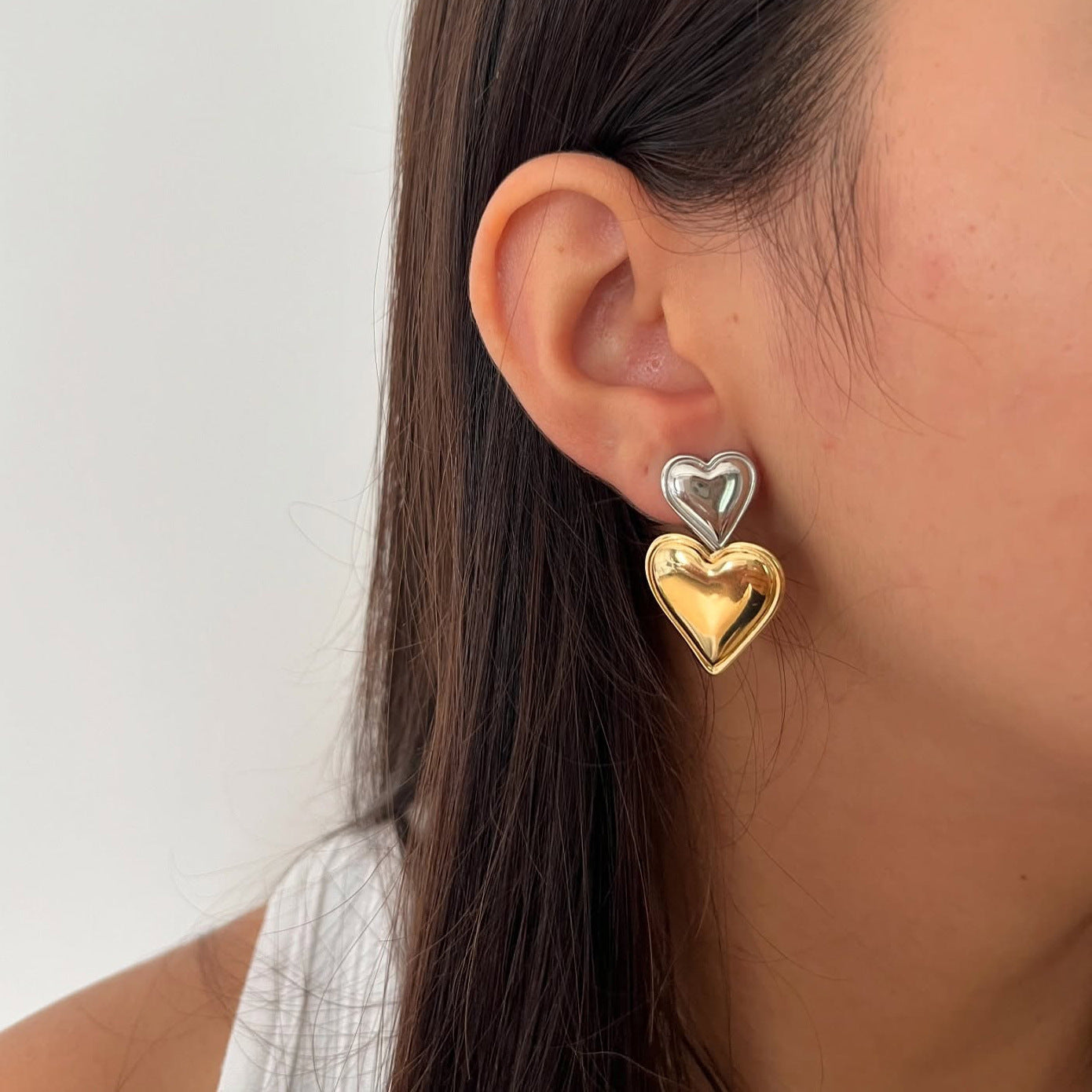 Orecchini a Cuore Minimalisti in Acciaio Inossidabile con Finitura Galvanizzata da Donna