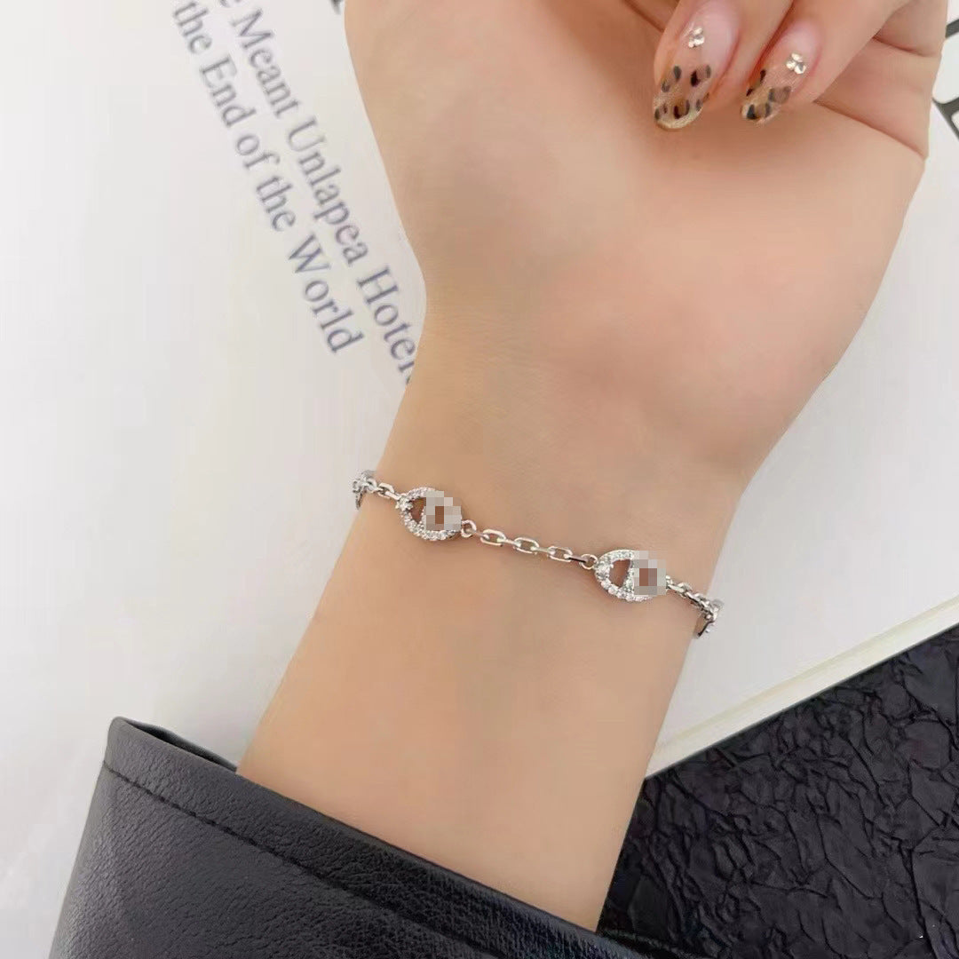 Luxury Elegant Brass Inlaid Cubic Zirconia Bracelet for Women