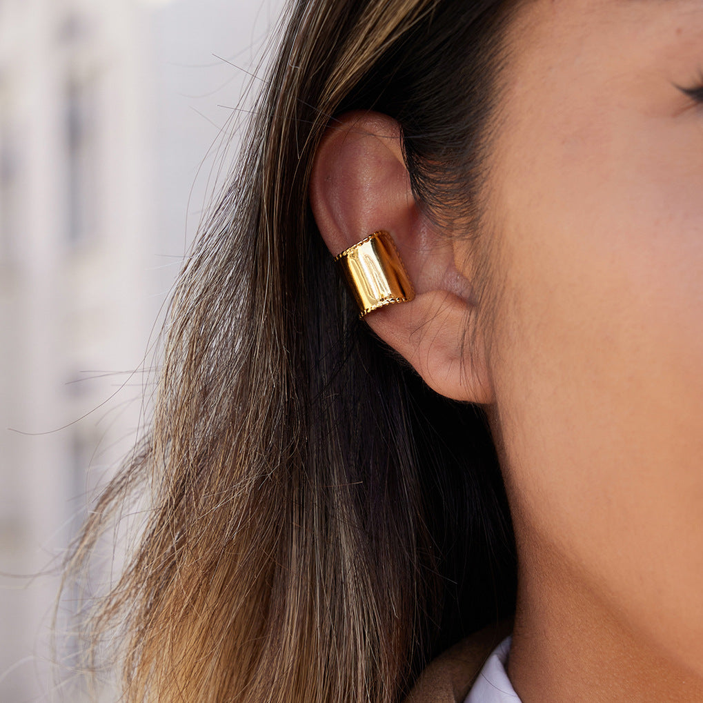 Pendiente de oreja con forma de C geométrica minimalista para mujer, aretes de lujo de acero inoxidable chapado