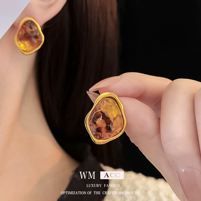 Chic Irregular Geometric Metal Resin Earrings in Alloy with Gold Plating for Women