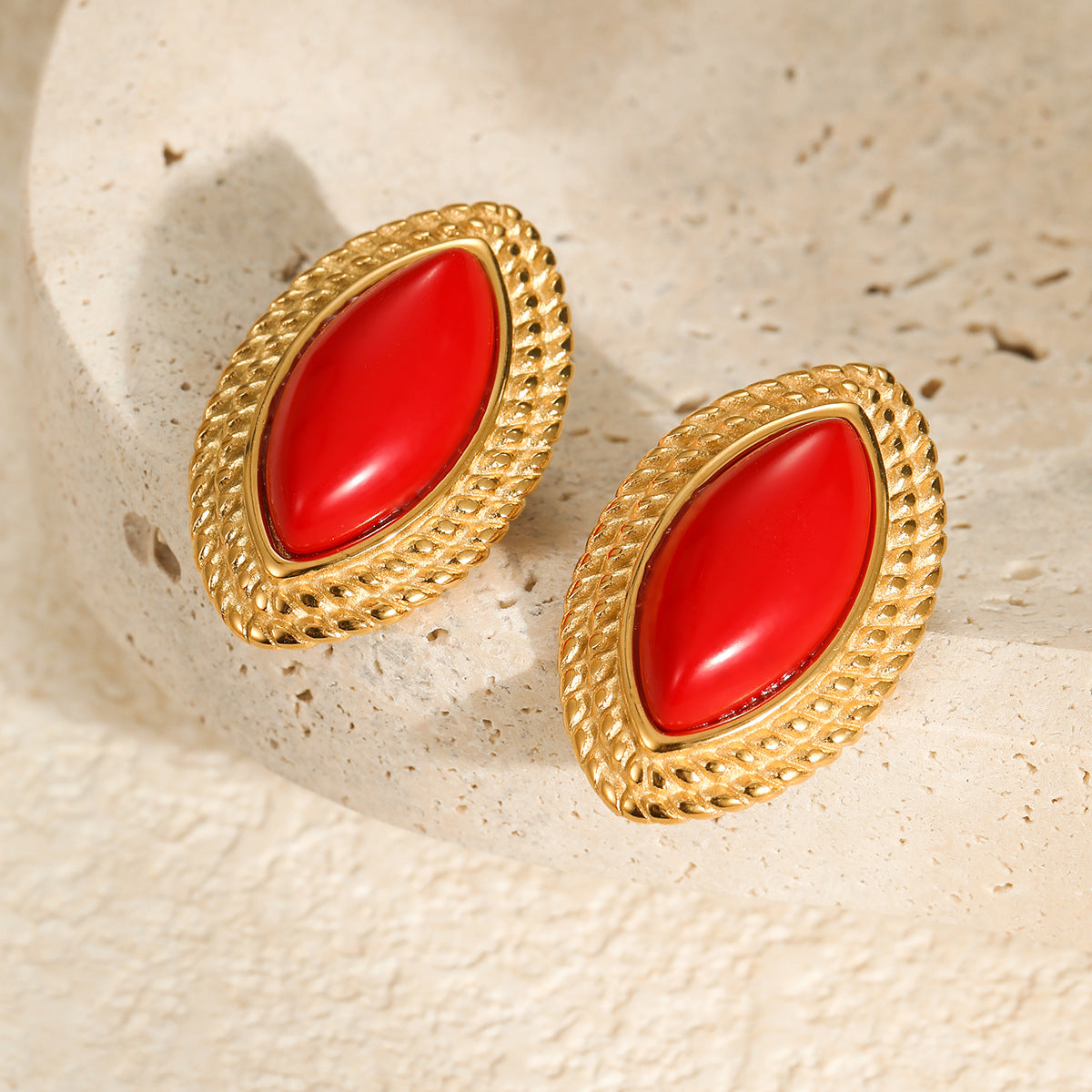 Aretes minimalistas de acero inoxidable estilo vintage con baño de oro de 18 quilates en forma de marquesa para mujer
