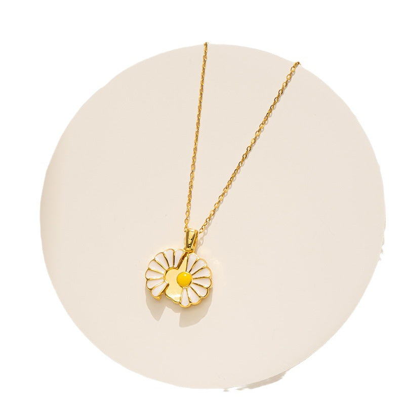 Minimalist Daisy Pendant Necklace for Women in Titanium Steel with Enamel Finish on O-Chain