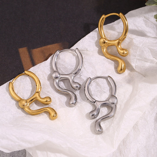 Orecchini Ear Cuff alla Moda Geometrici da Donna in Acciaio Inossidabile con Placcatura in Oro 18K e Design a Flusso Liquido