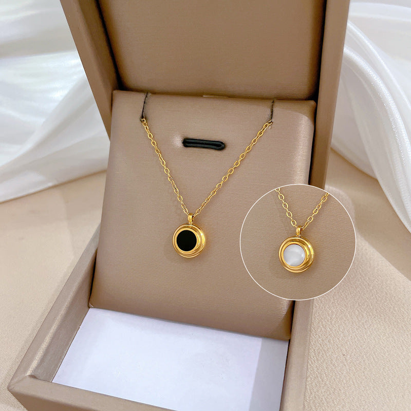Collana in Acciaio al Titanio Placcato con Design Geometrico Minimalista e Catena Irregolare, Unisex