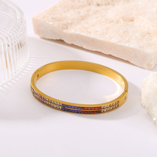 Pulsera de Acero Inoxidable con Chapado PVD Asimétrica de Arcoíris de Moda con Diamantes de Imitación de Colores y Oro de 18K