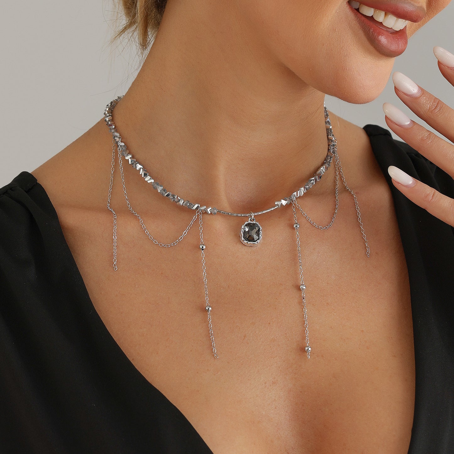 Y2K Cyber Geometric Glass Rhinestone Tassel Necklace with Alloy Pendant