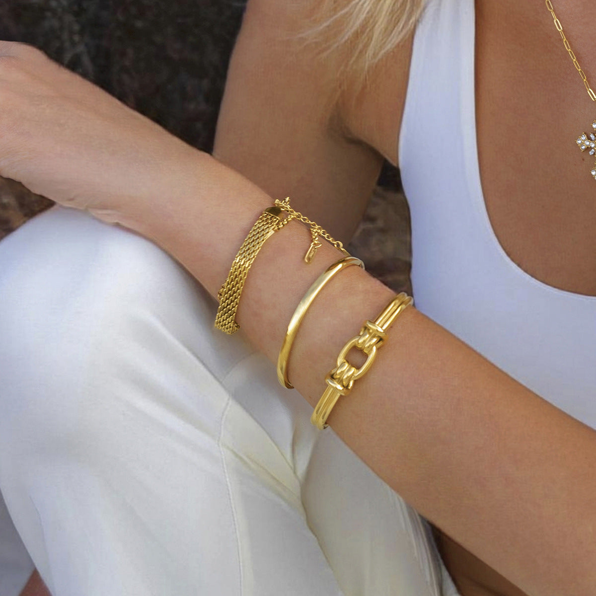 Minimalist Geometric Stainless Steel Bracelet with Electroplated Titanium Steel Finish for Women
