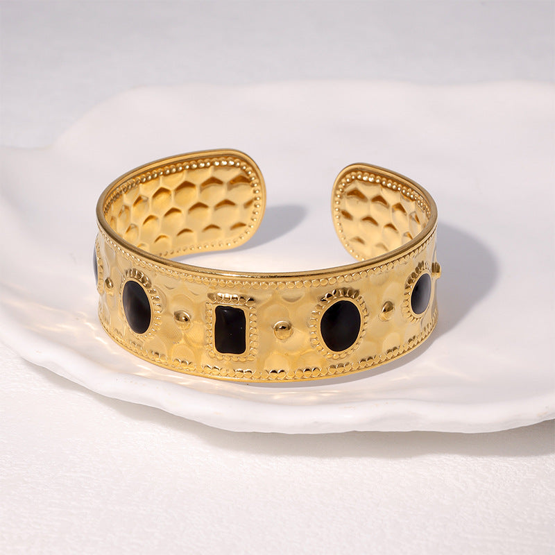 Luxury Vintage-Inspired Irregular Shape Stainless Steel Bracelet for Women with 18K Gold Plating and Enamel Finish