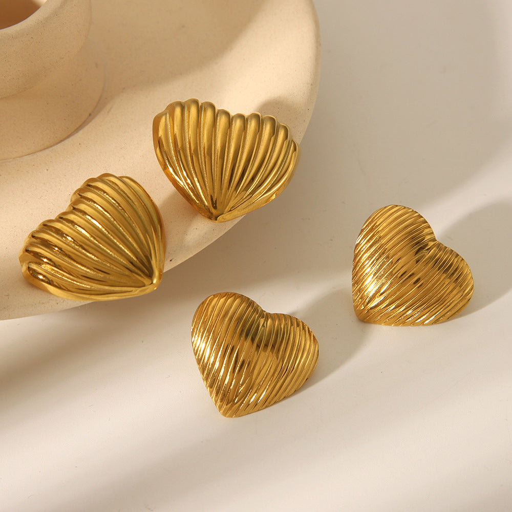 Trendy Minimalist Heart Shaped 18K Gold Plated Stainless Steel Earrings with Linear Texture for Women