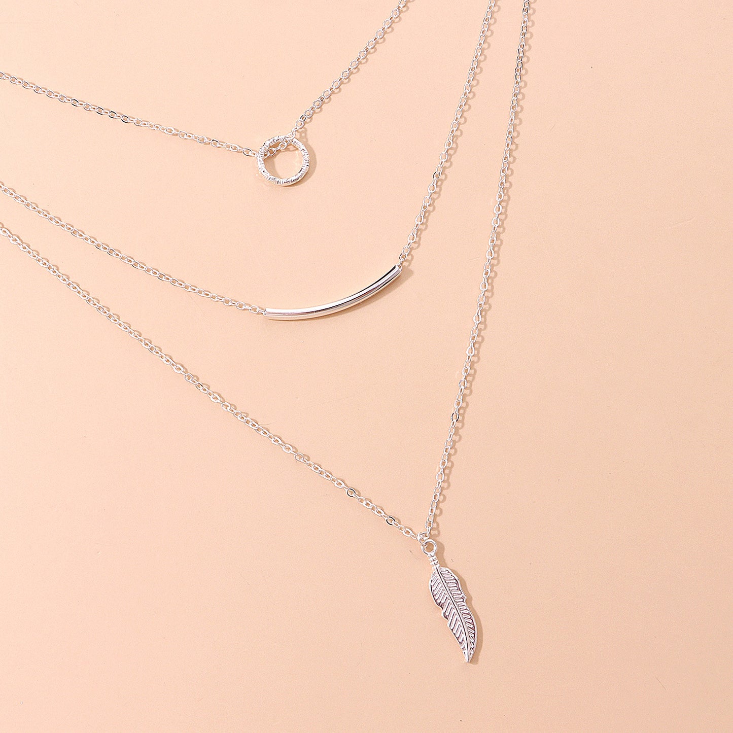 Fashion Multi-Layer Geometric Leaf Pendant Necklace for Women with Alloy Construction and Electroplated Finish
