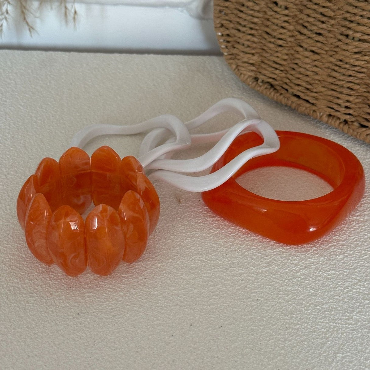 Casual Luxury Geometric Gradient Resin Drip Oil Bracelet