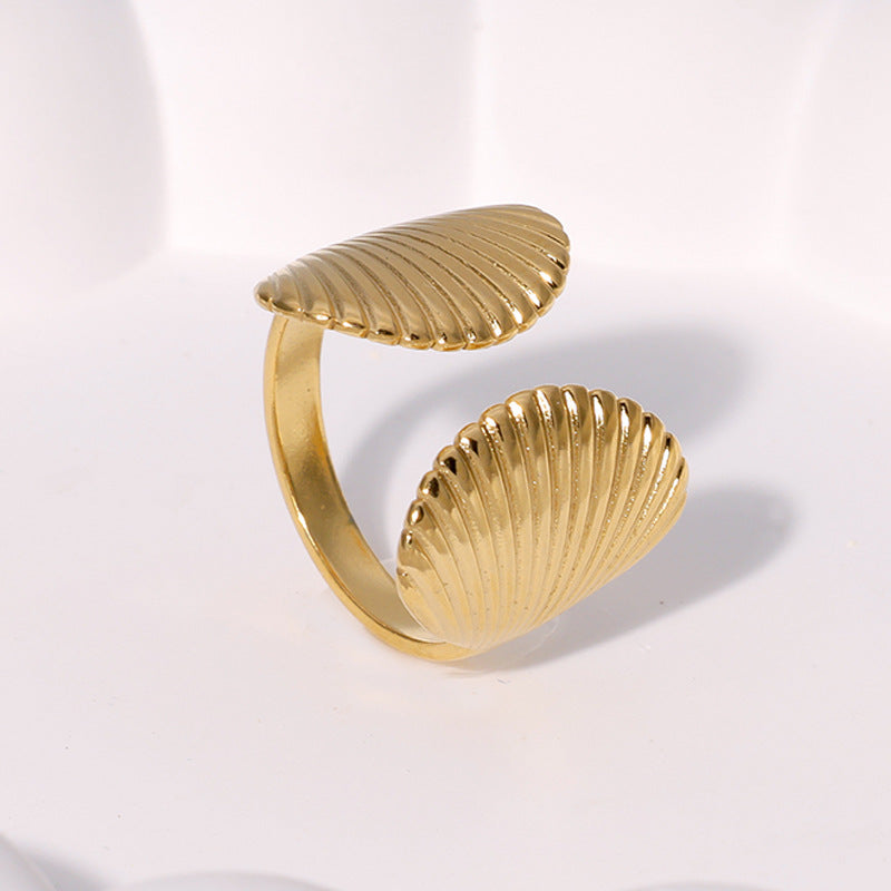 Anello aperto personalizzato a forma di conchiglia in acciaio inossidabile con placcatura in oro 18 carati da donna