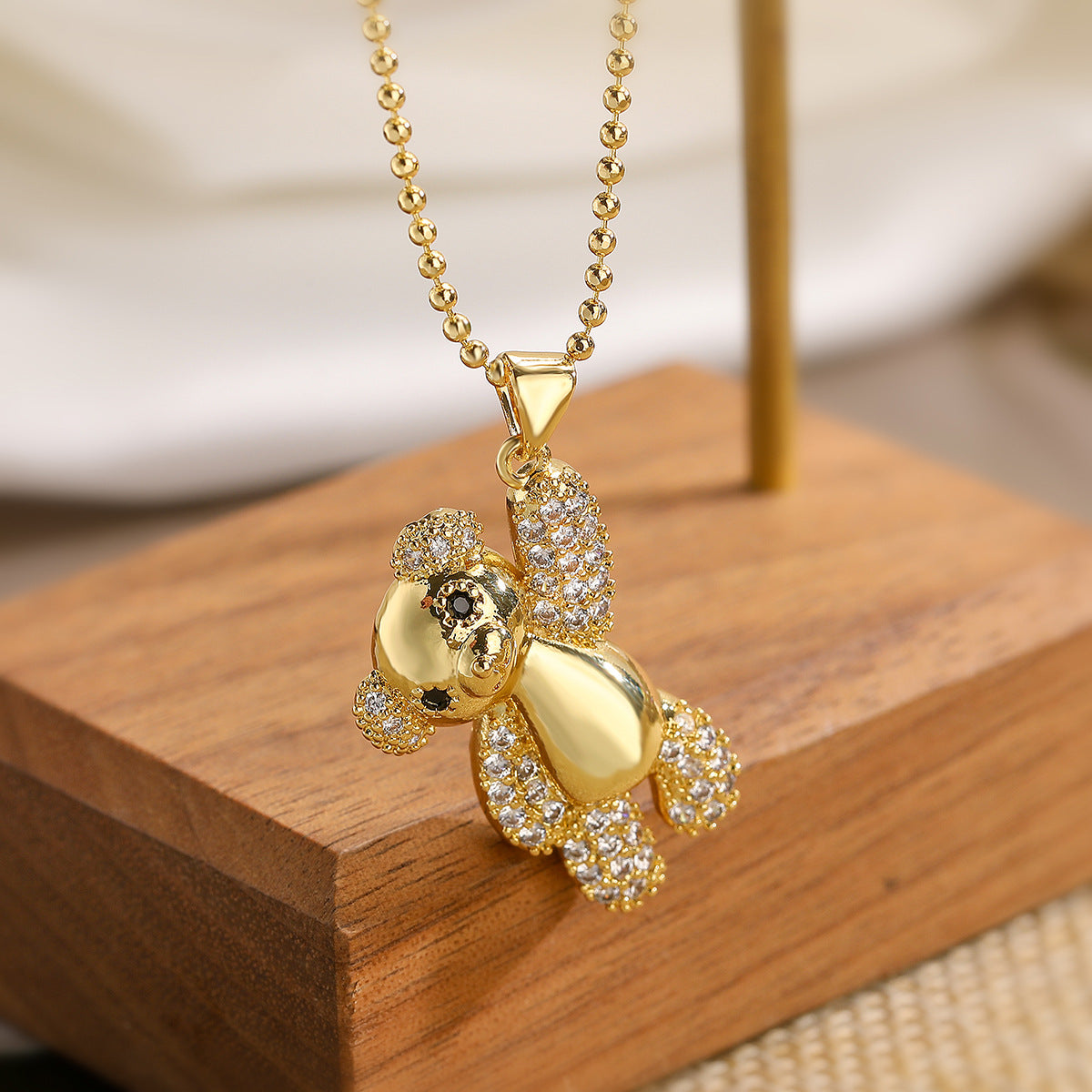 Minimalist Bear-Shaped Copper Pendant Necklace with Real Gold Plating and Zircon Accents for Women