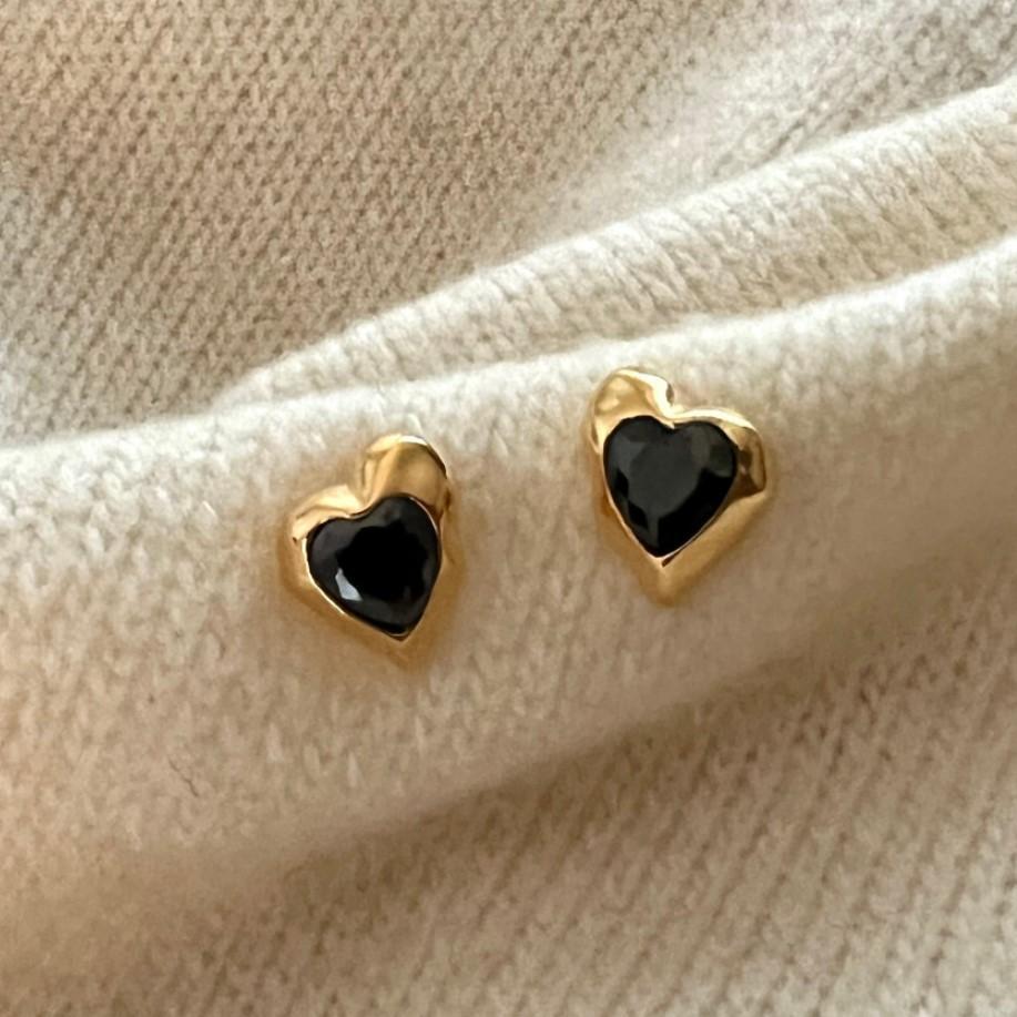 Pendientes minimalistas de tuerca con forma de corazón, de plata de ley 925, con diamantes de imitación negros e incrustaciones de perlas para mujer