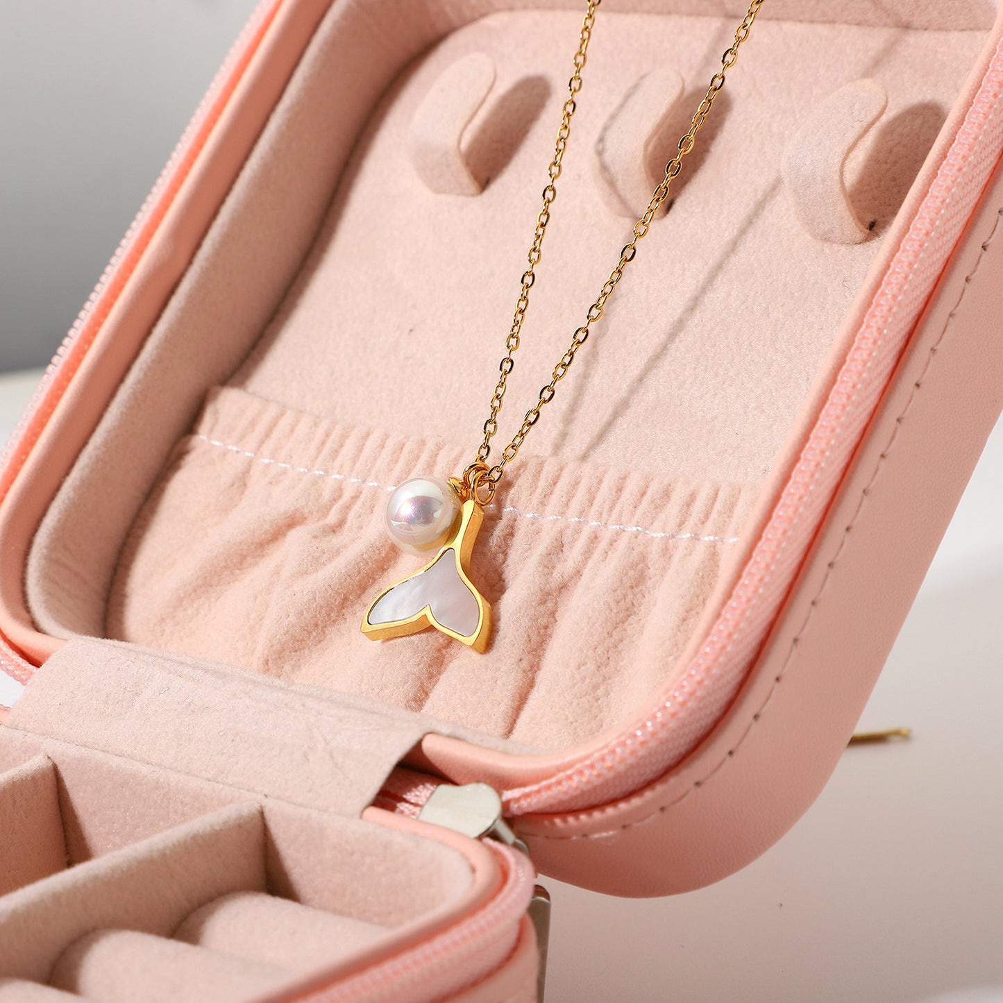 INS-Inspired Geometric Shell Mermaid Pearl Pendant Necklace for Women in Stainless Steel with 14K Gold Plating