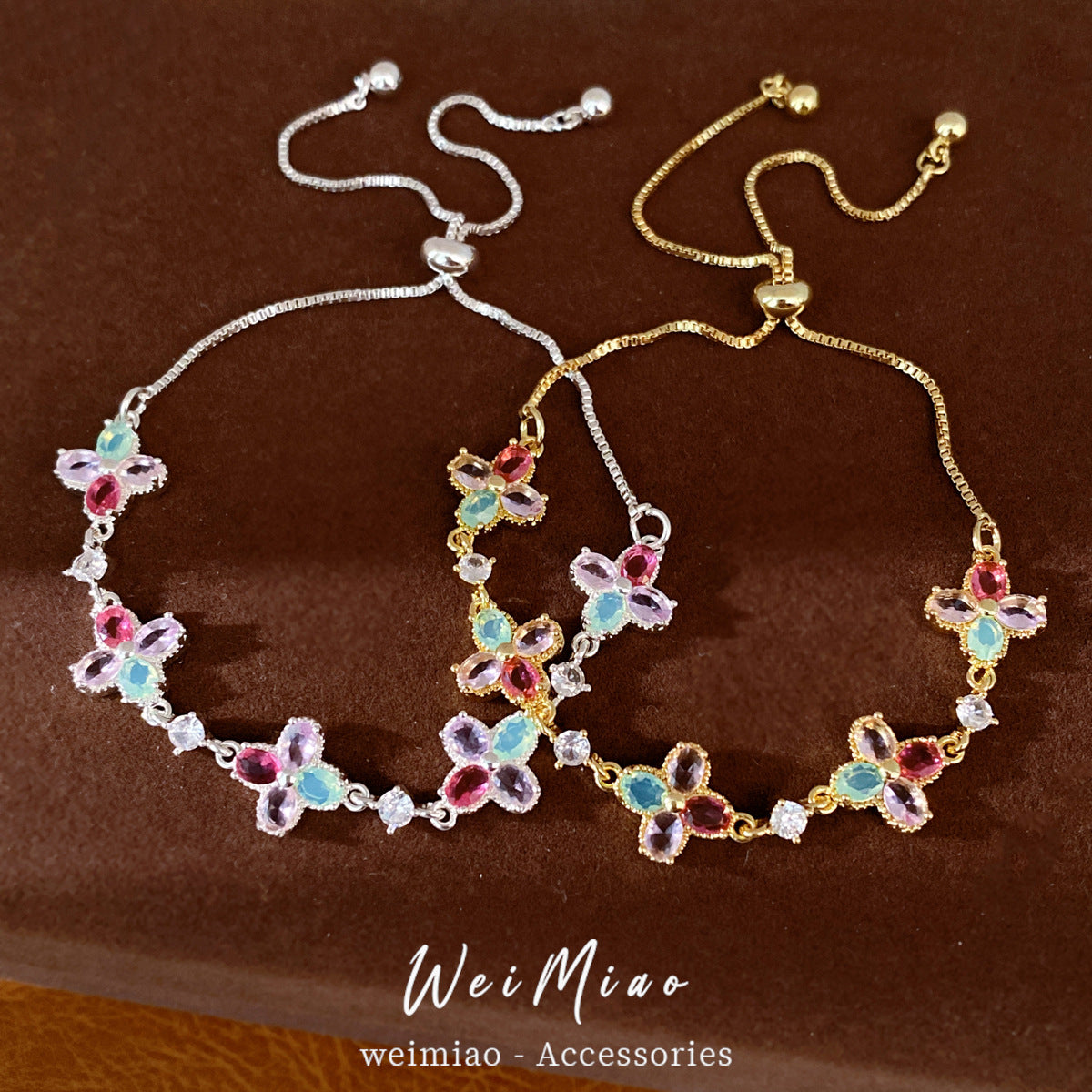 Elegant Floral Brass Bracelet with Cubic Zirconia Inlay for Women