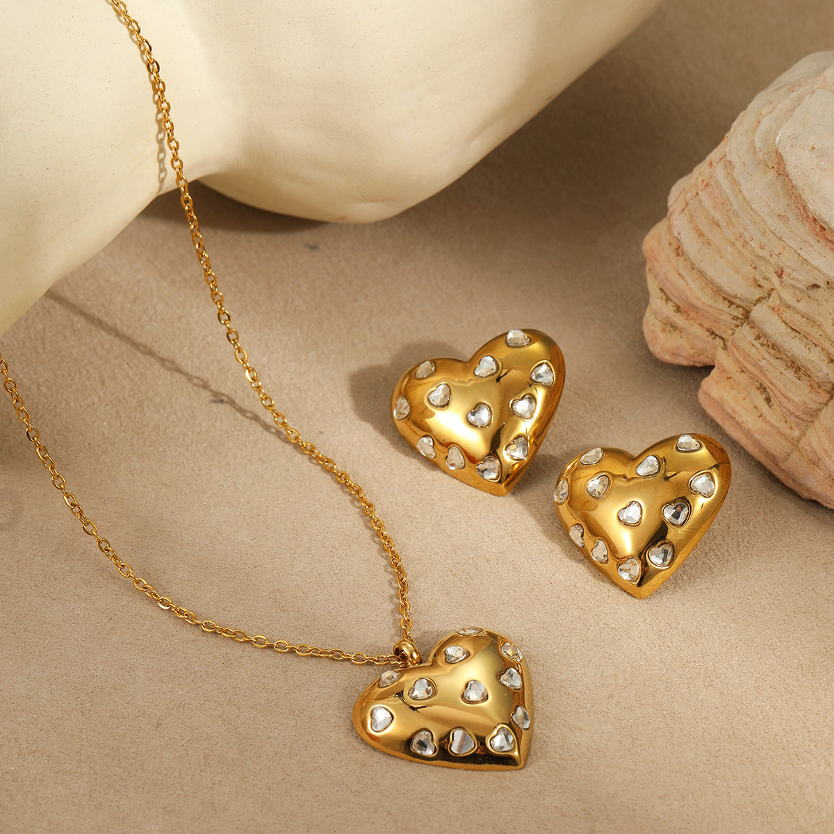 Set di collana e orecchini in acciaio inossidabile a forma di cuore, placcato oro 18 carati, stile minimalista e grazioso
