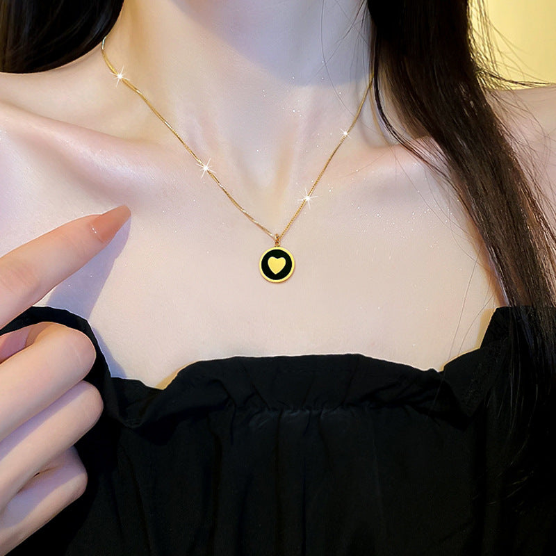 Collana minimalista a cuore color freddo in acciaio al titanio placcato oro per uomo e donna, gioielli con catena a locket