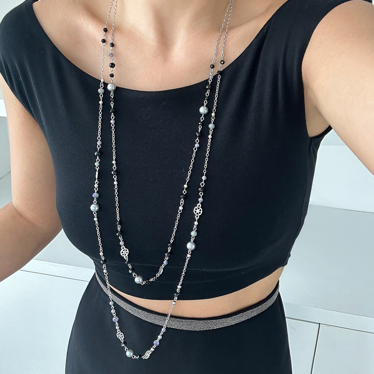 Vintage Star-Shaped Layered Long Necklace for Women with Imitation Pearls and Rhinestone Pendant on Snake Chain