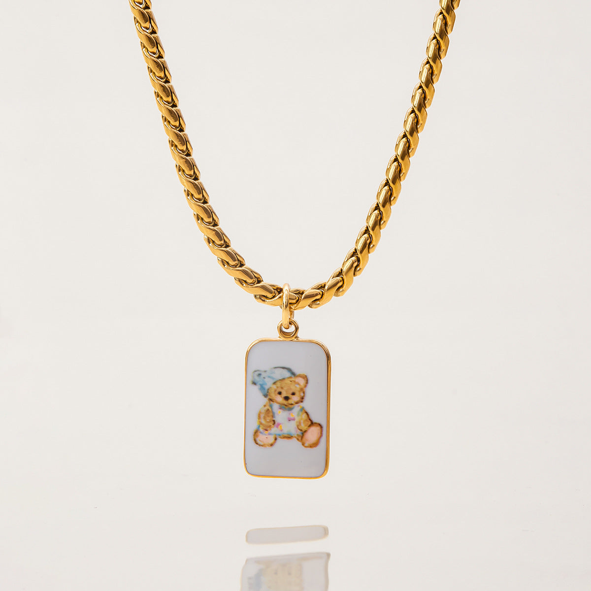 Collar minimalista geométrico chapado en acero titanio para mujer con colgante de oso, cadena de clavícula de acero inoxidable hipoalergénico